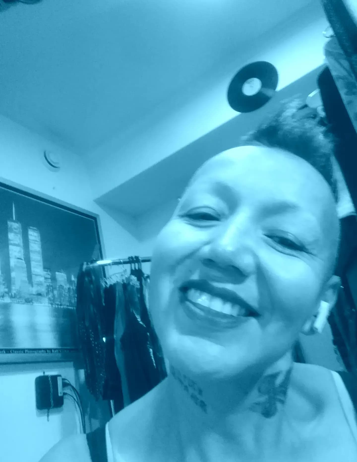 Dallas Adekat image
