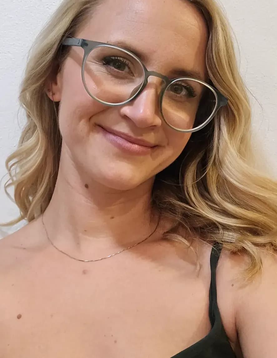 Rachel B image
