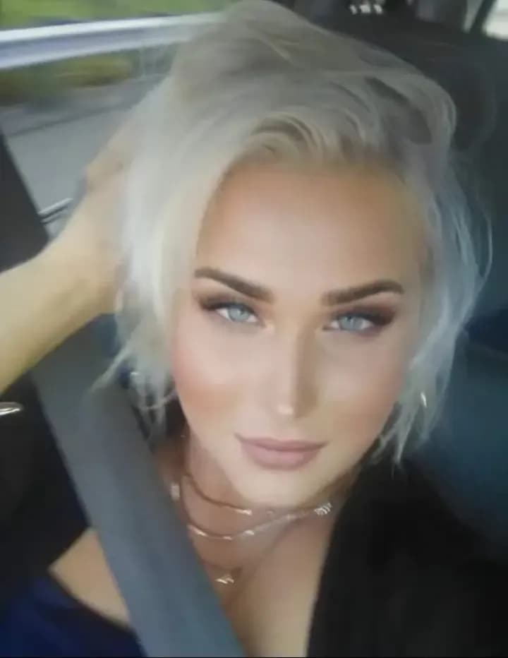 Brandi Carroll image
