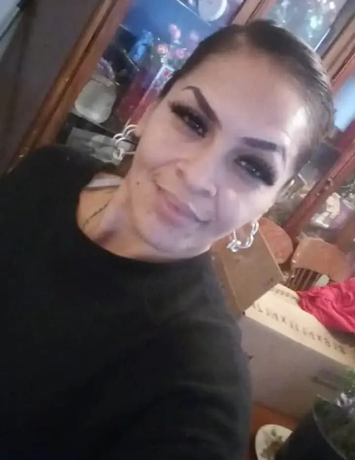 Anna Coronado image