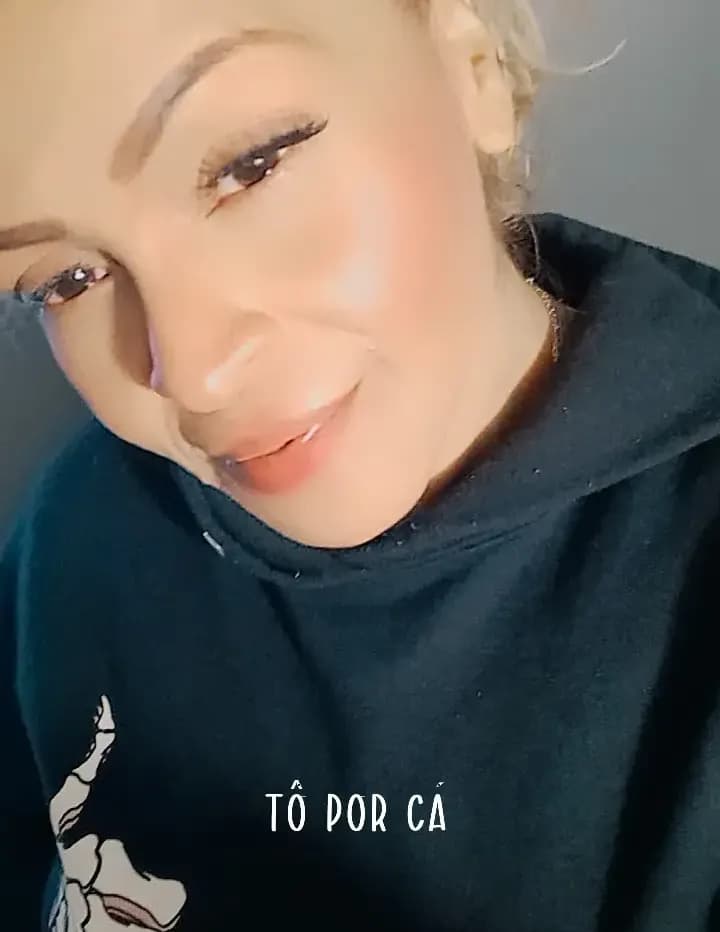 Anna Coronado image