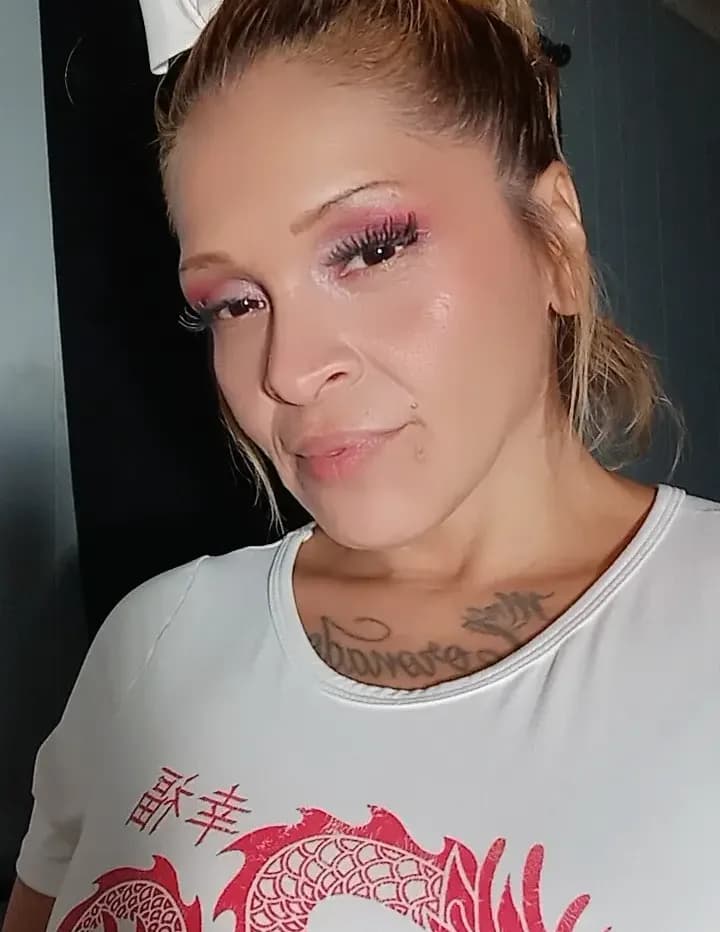 Anna Coronado image