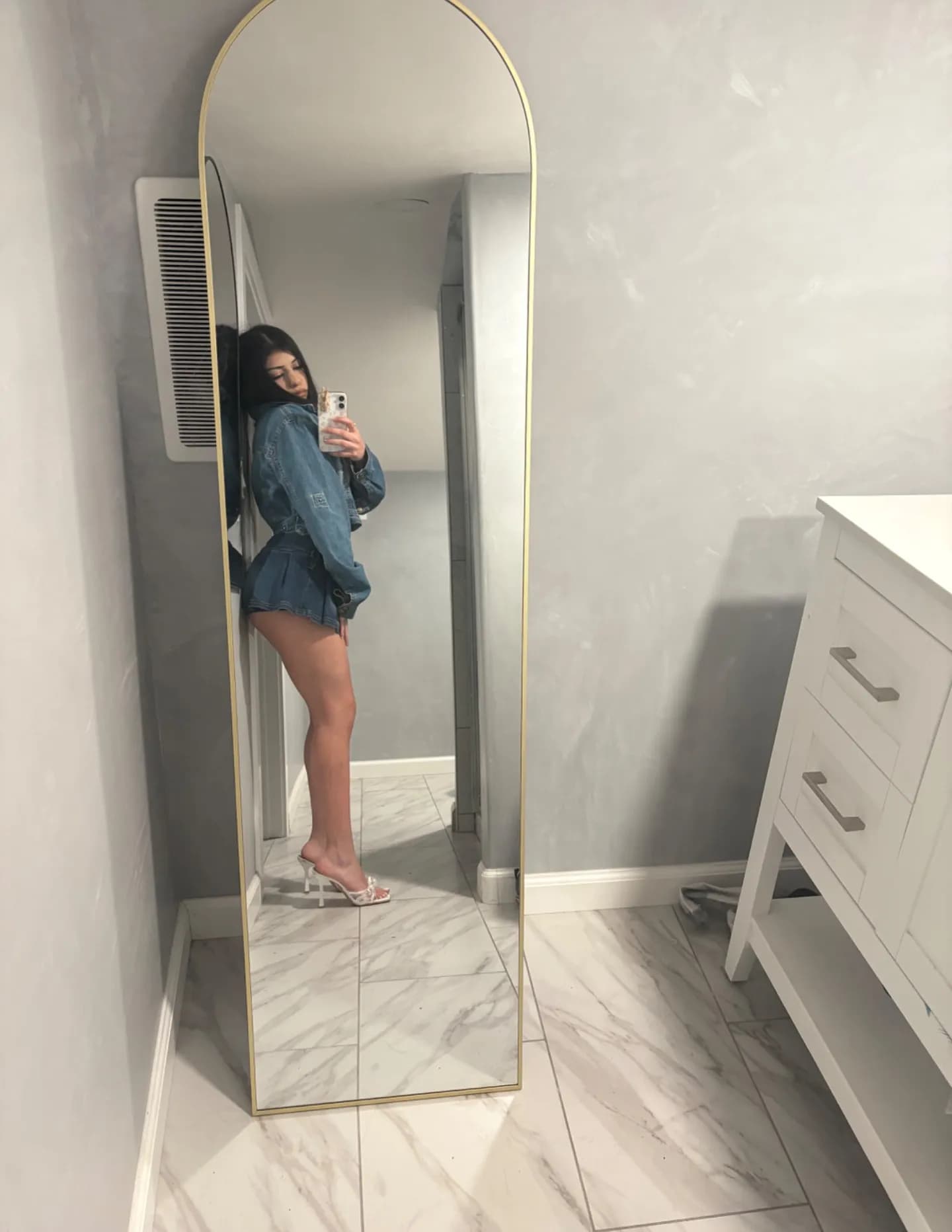Nina image