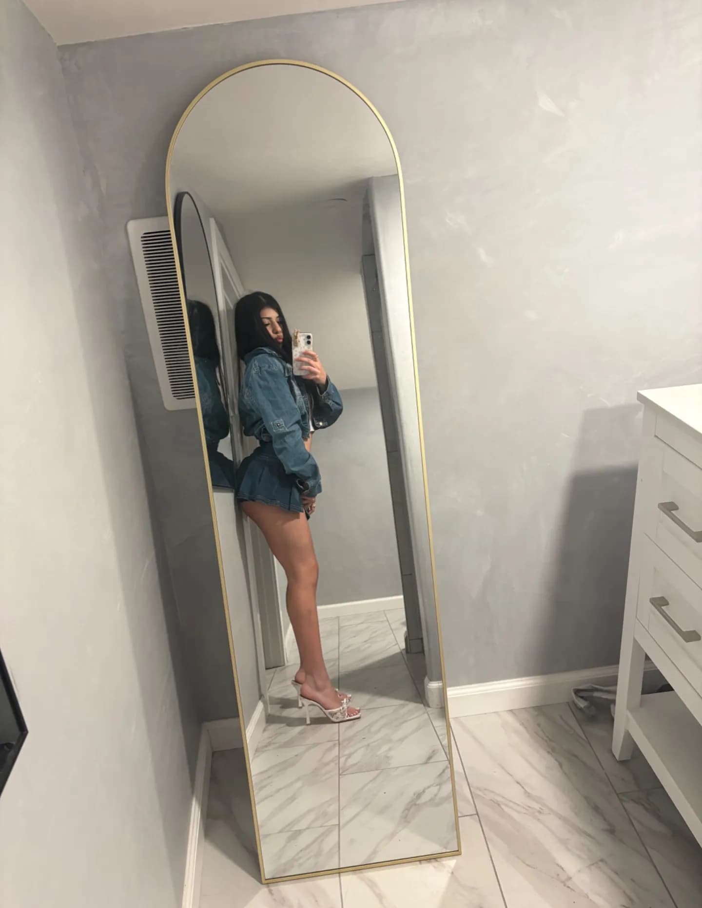 Nina image