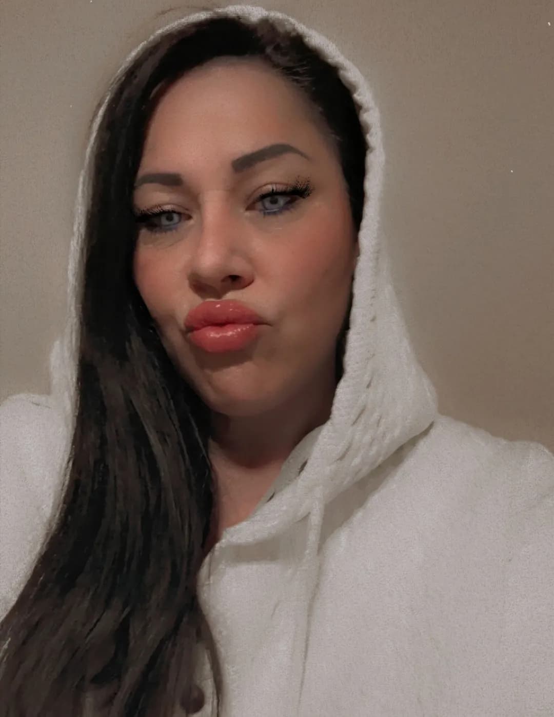 Stacey Pelletier (SaskNativeBeauty) image