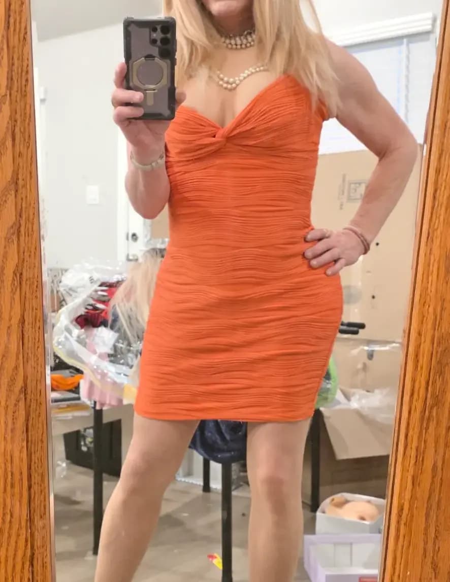 Tiffany Ginger image