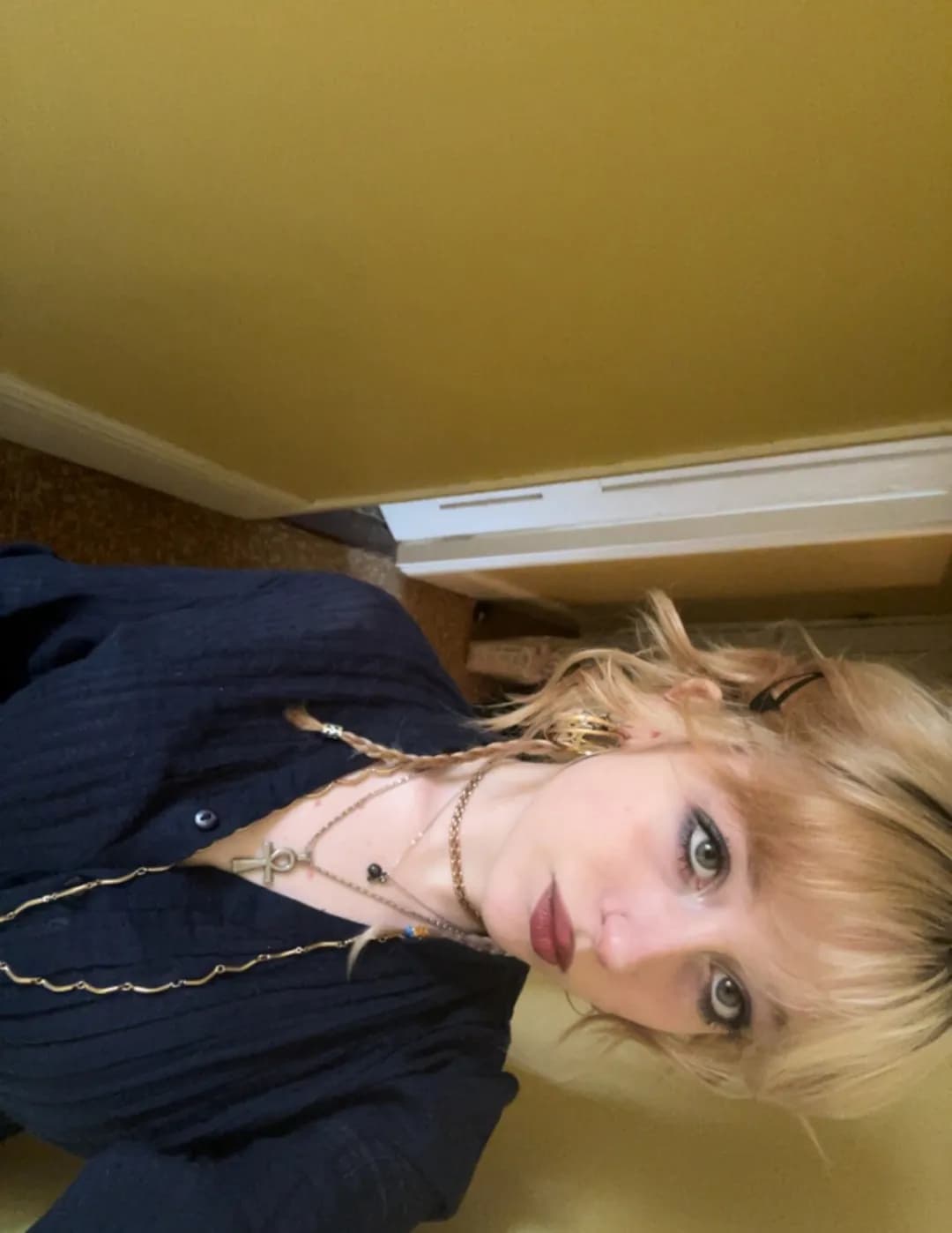 Abigail Burton image