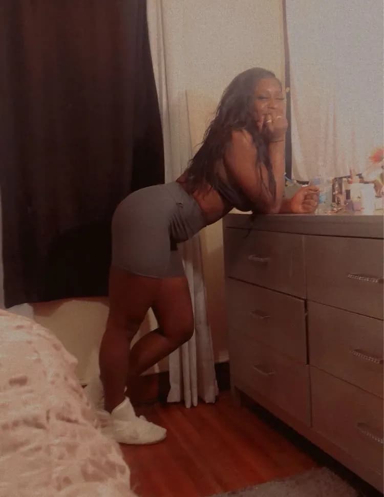 Jazzi smilez image