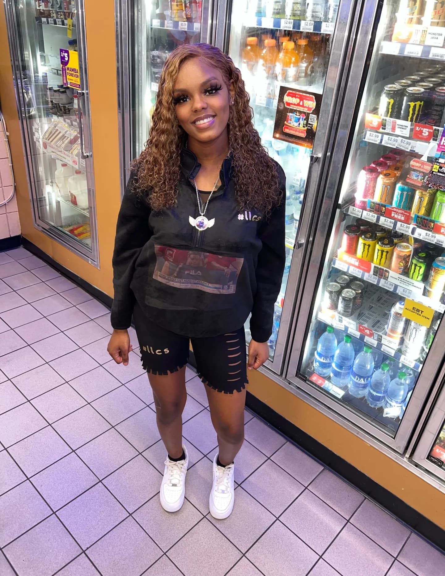 Shiyla 🥰 image