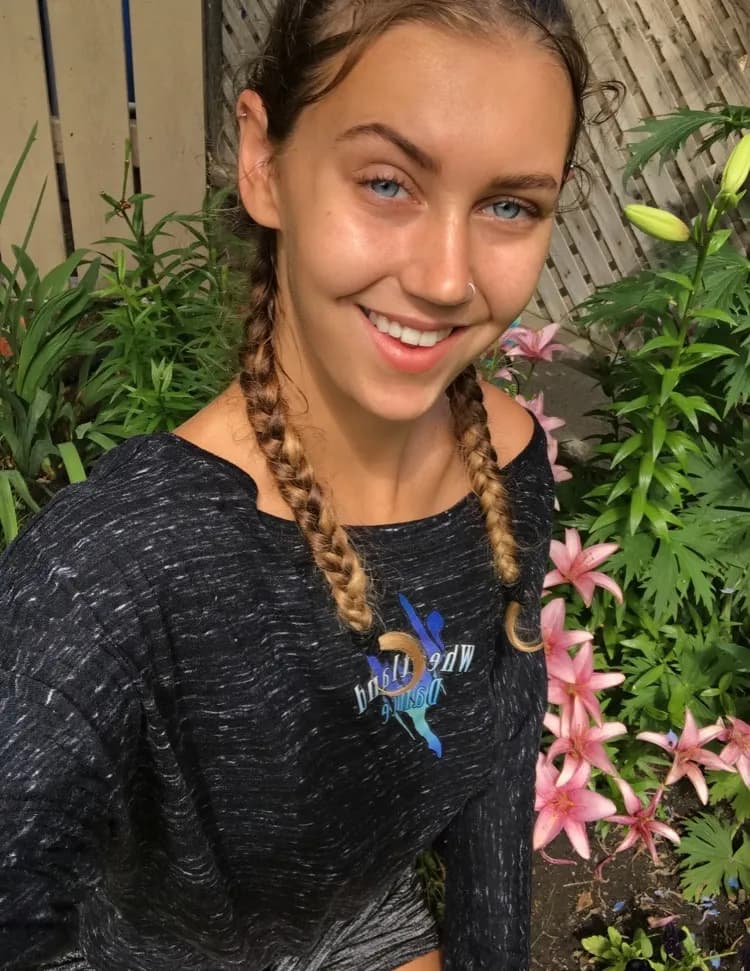 Alexis Morrow image
