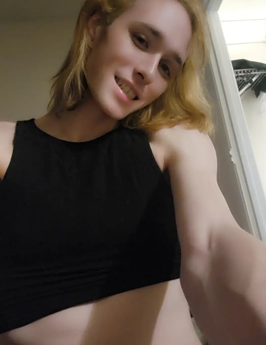 Zoe Ravenmoor image