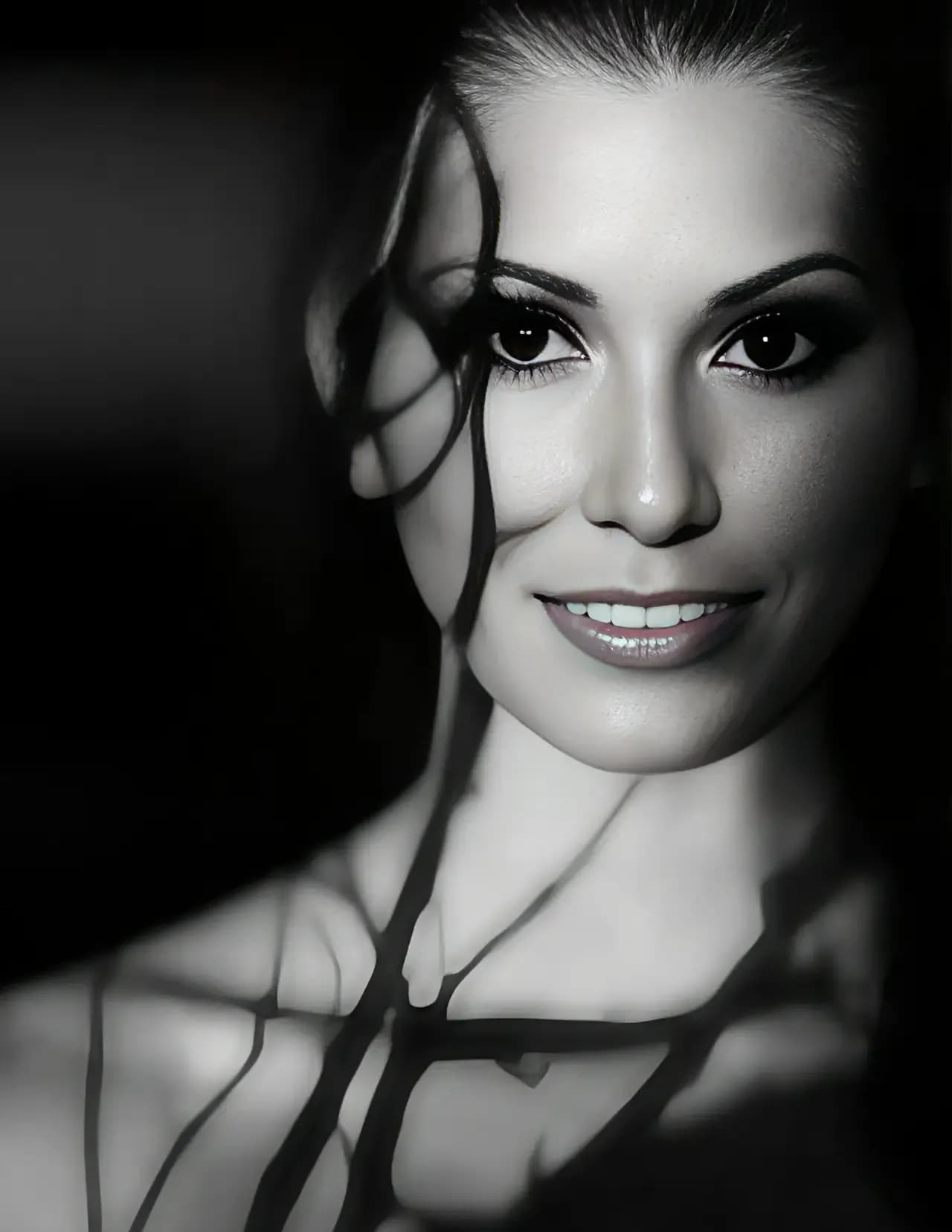 Angelia J image