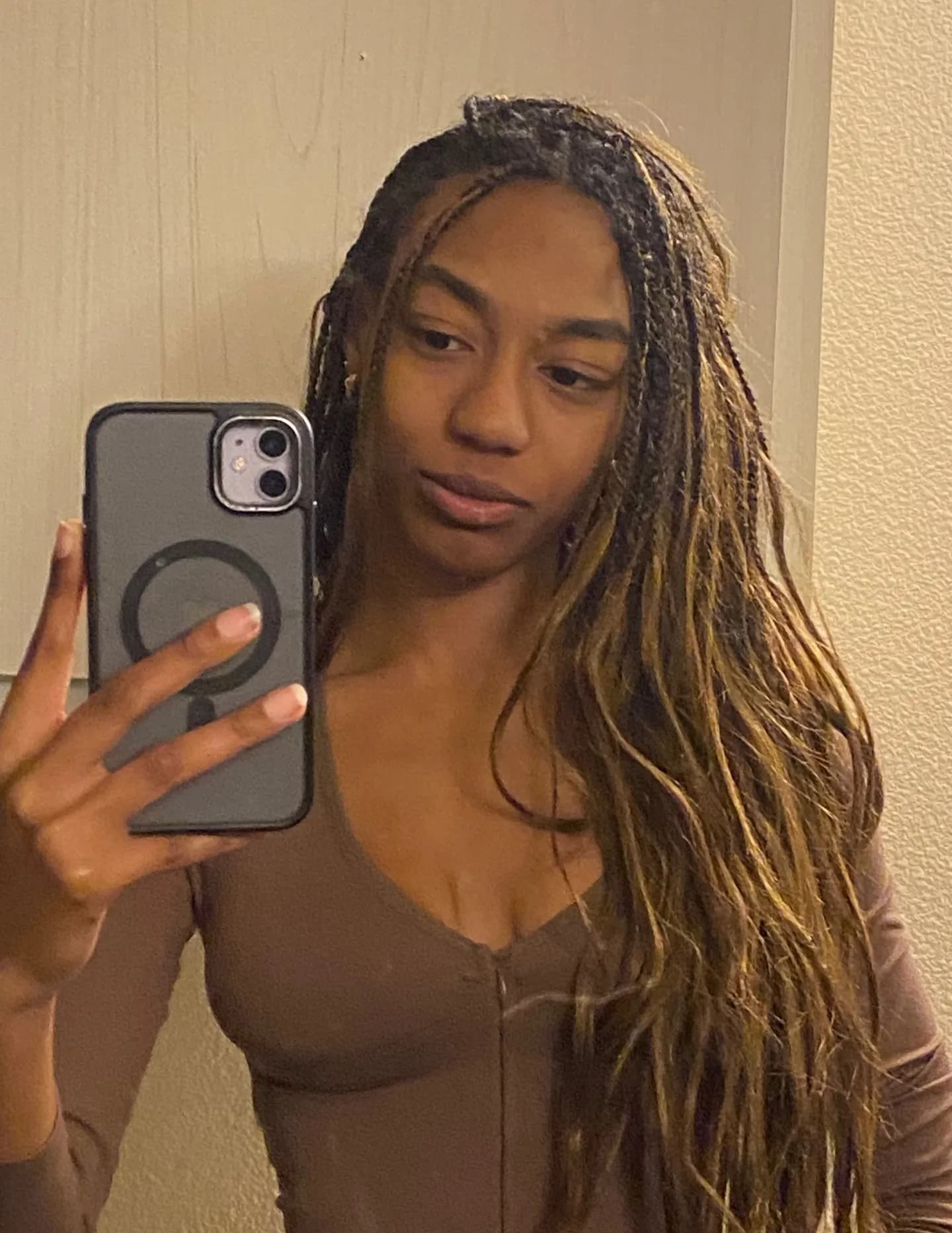 Neilia Blake image