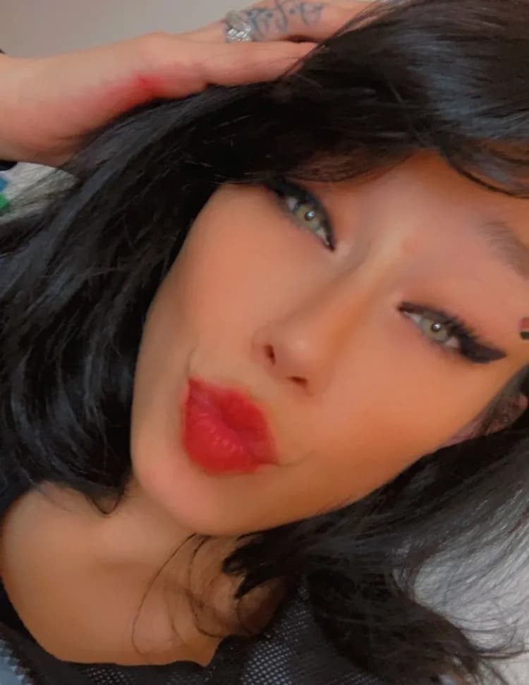 EazyOnTheEyez image