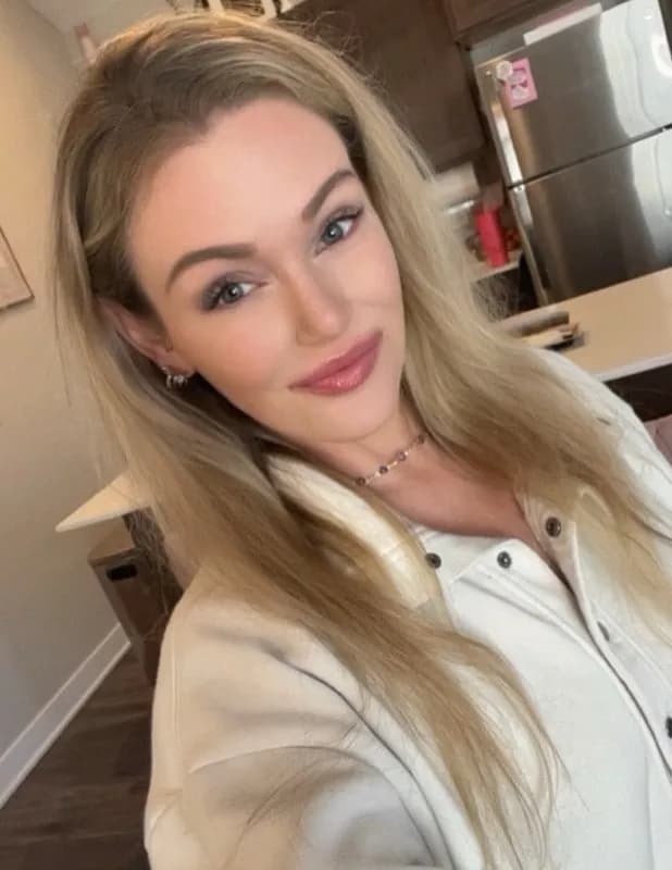 Courtney image