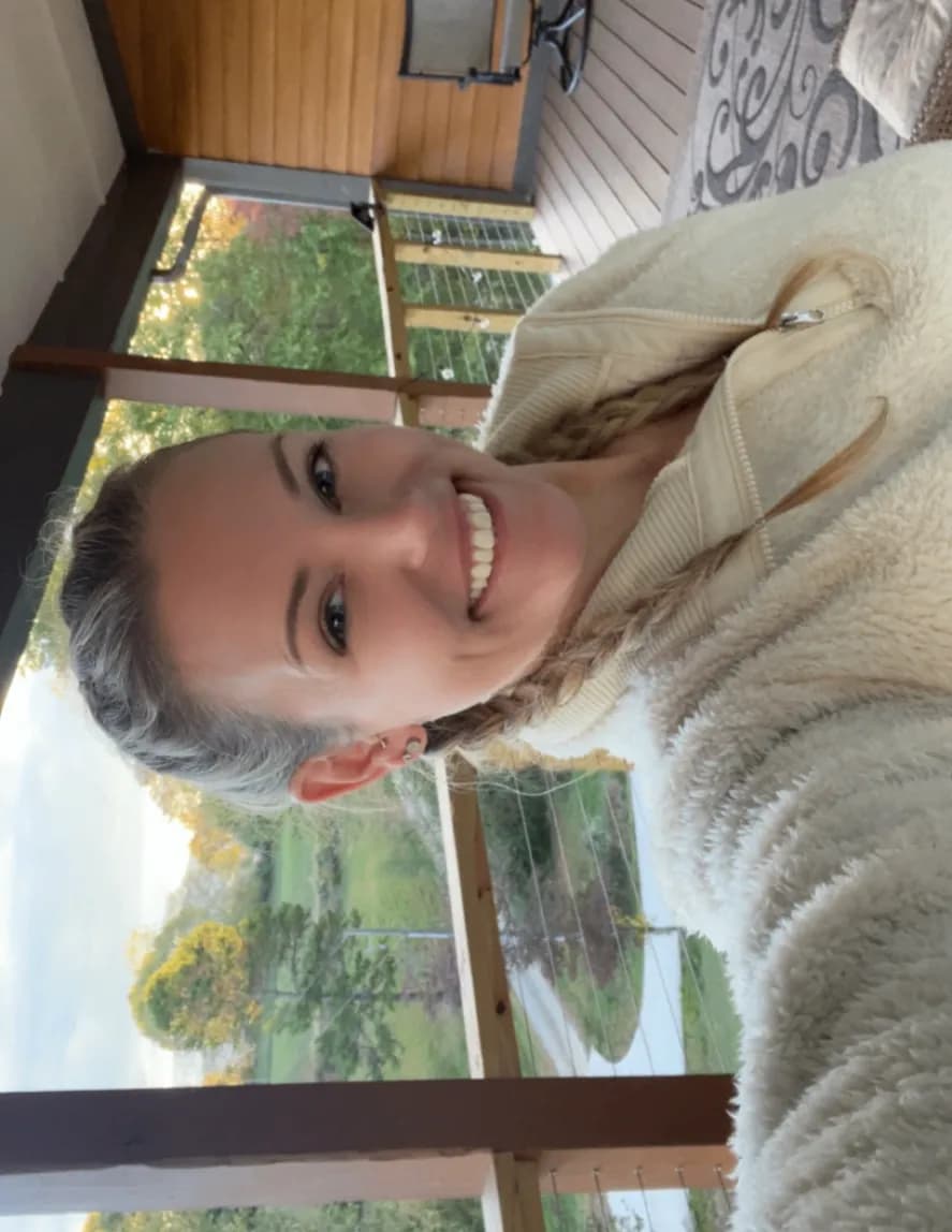 Courtney image