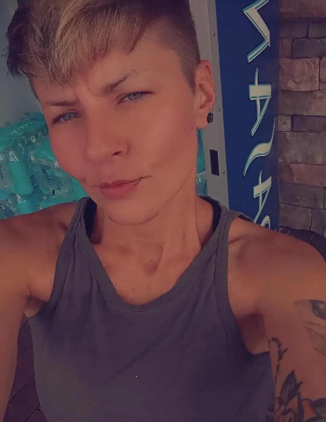 Kara Rodgers image