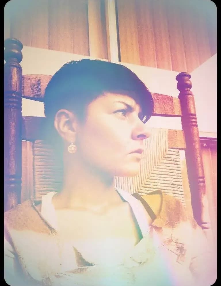Kara Rodgers image