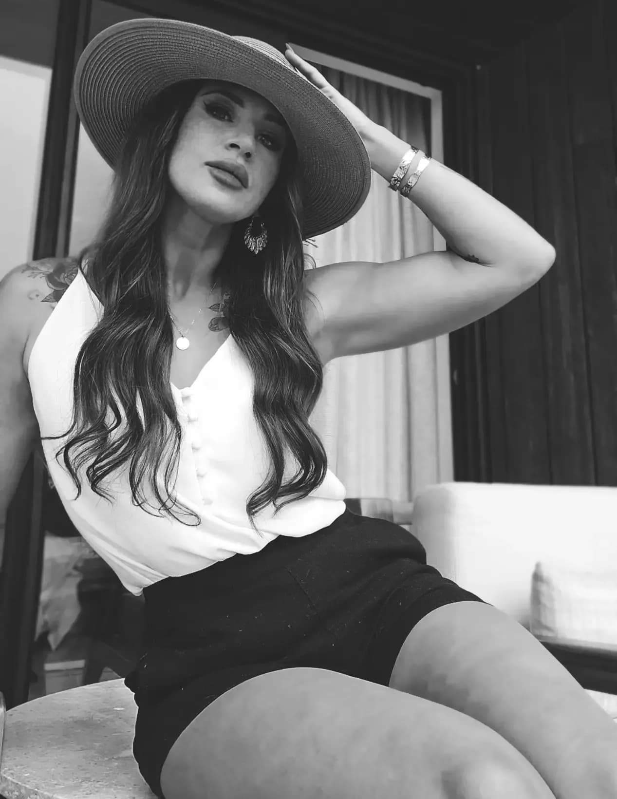 Alicia Swift image