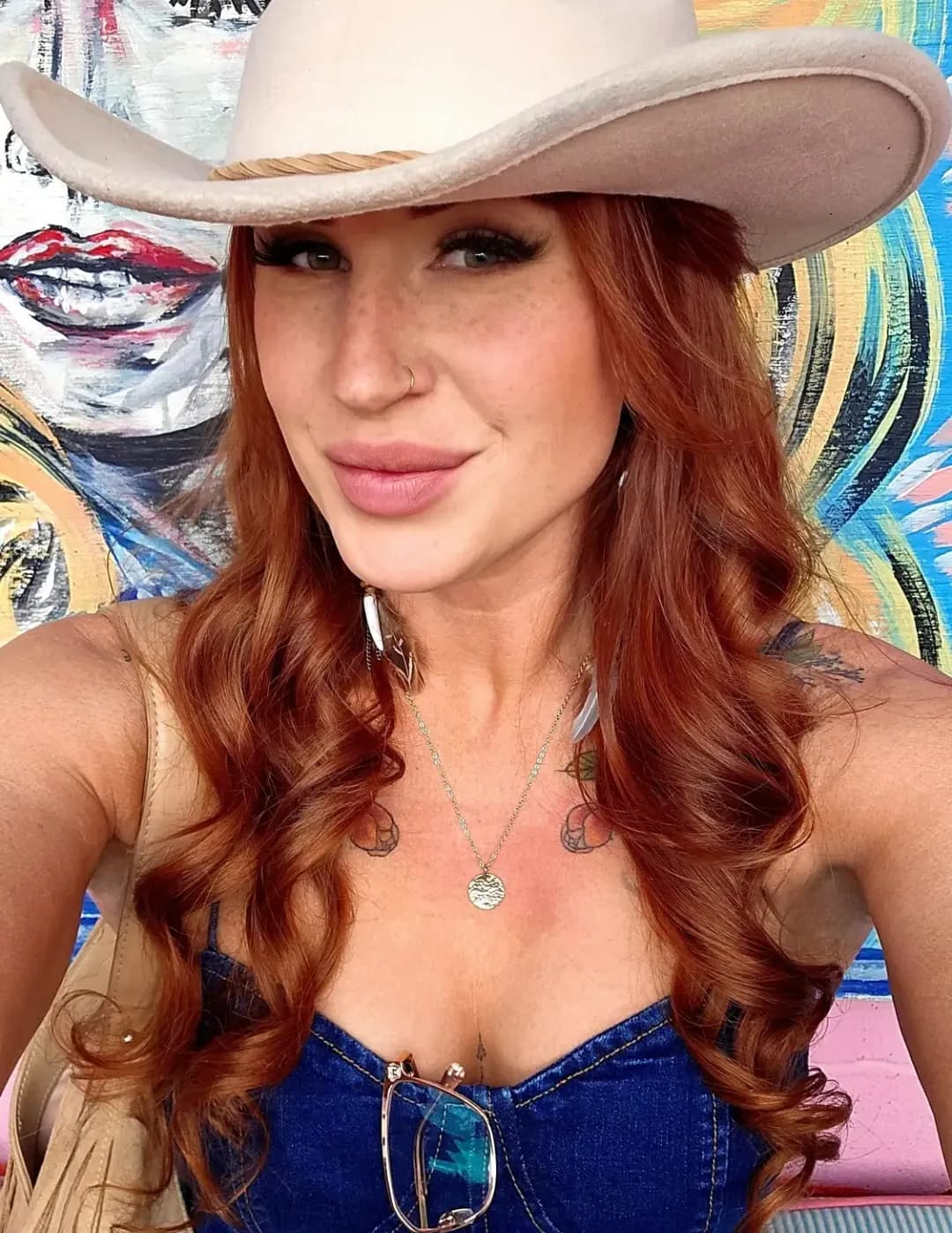 Alicia Swift image