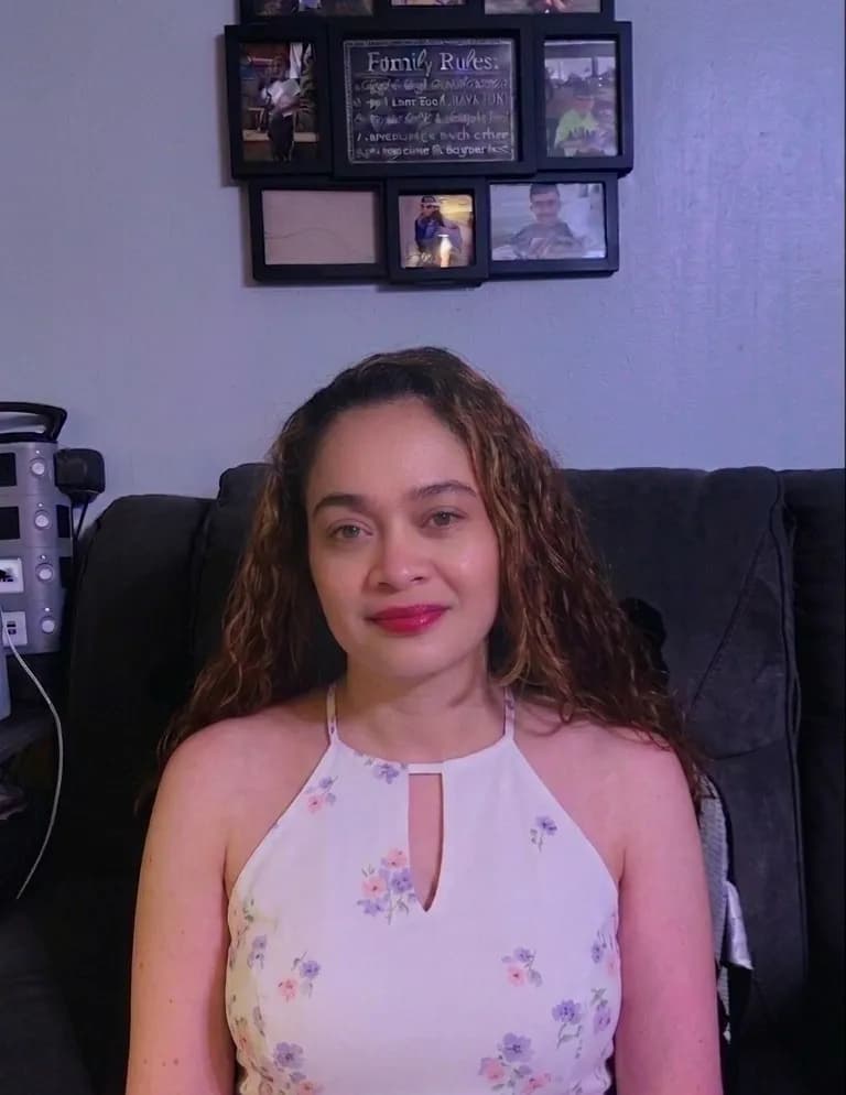 Elizabeth M🇪🇸🇵🇷🪬🧿 image