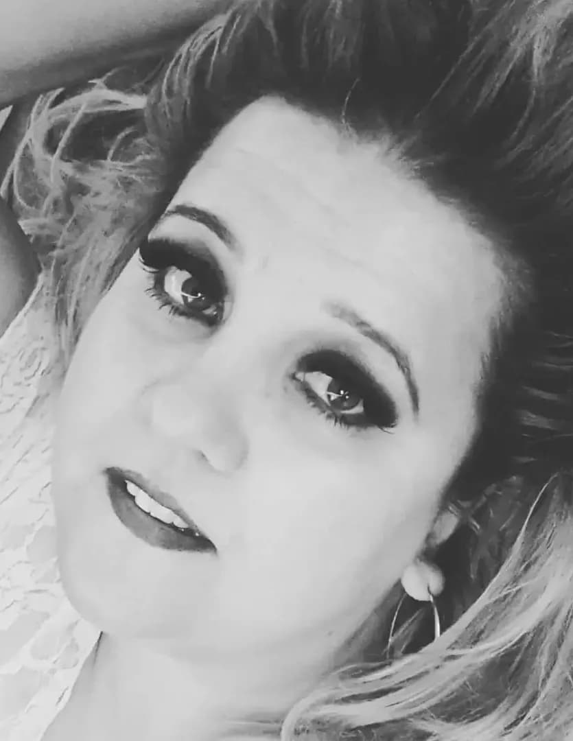 Amy Marie😘🥰♉️ 😎💋❤️🤟🤘🇨🇦🍾🍷 image