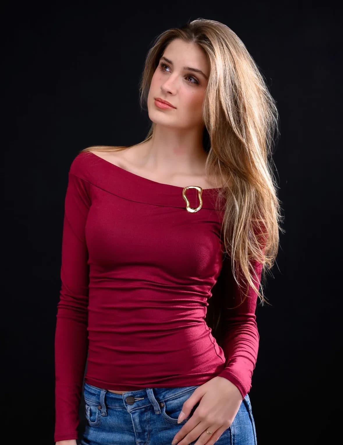 Eva Knollman image