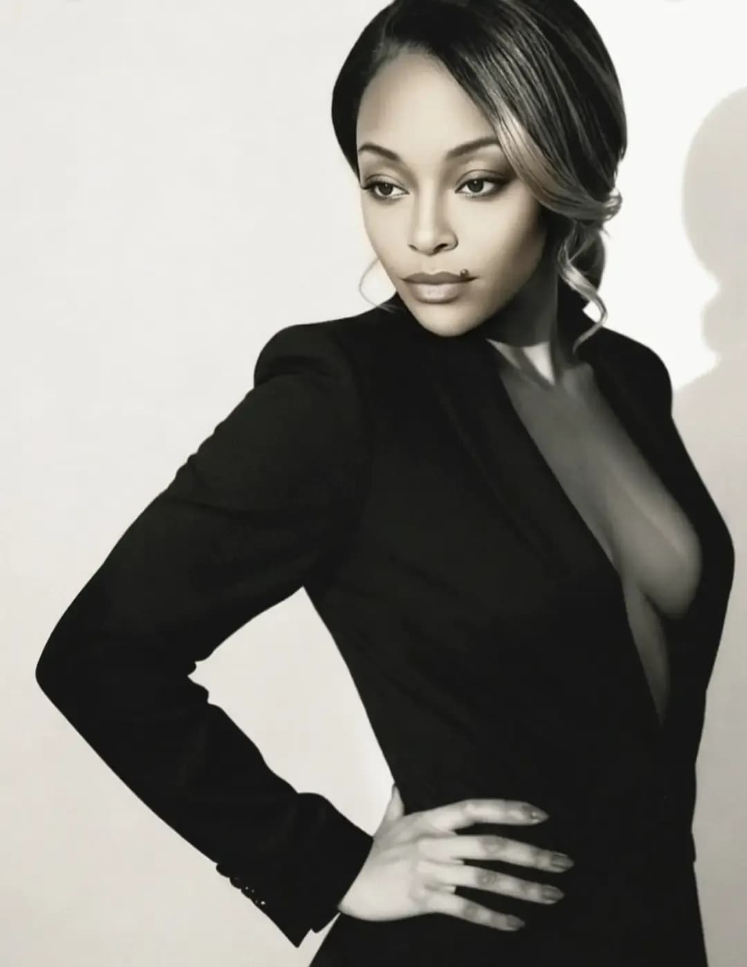 She williams image