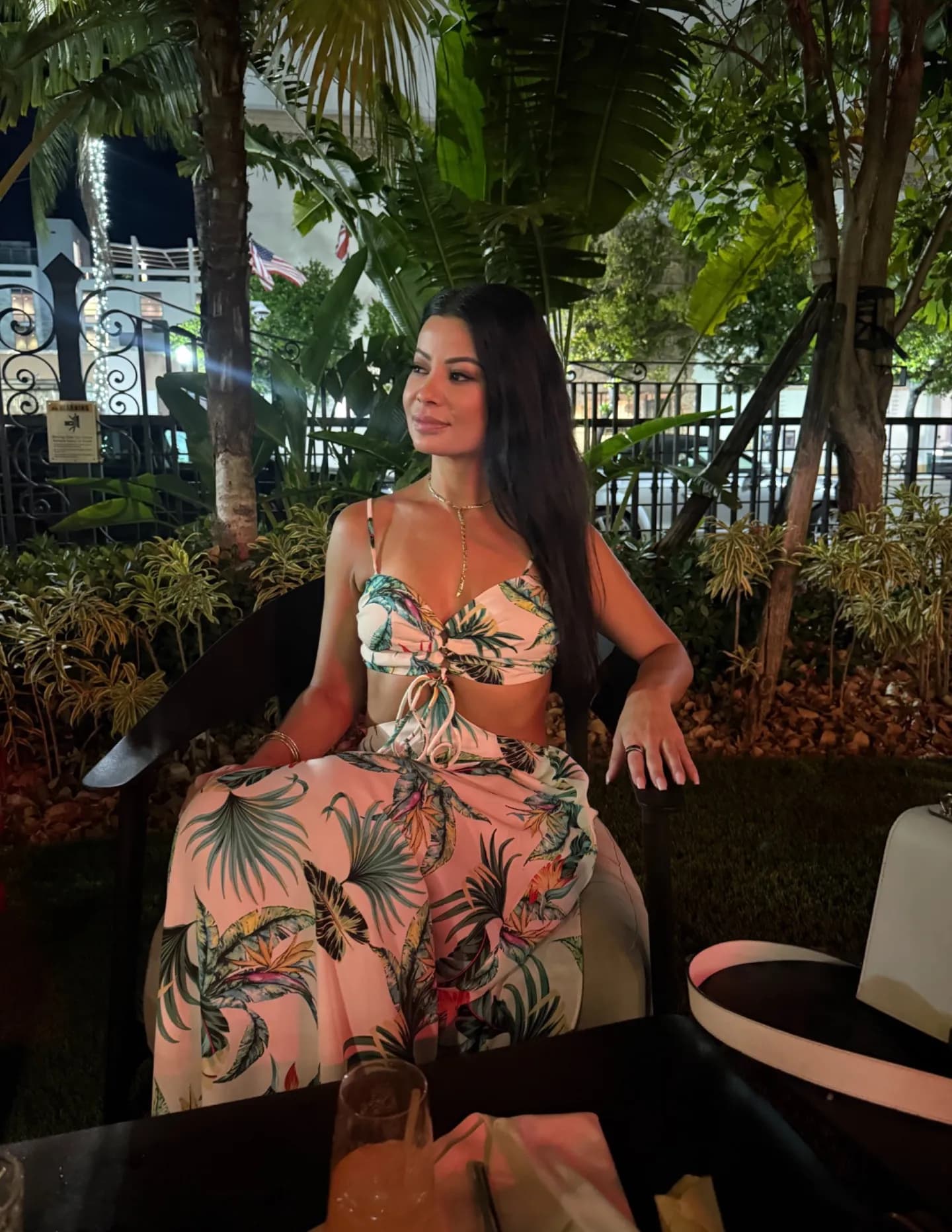 Jenny Rendon image