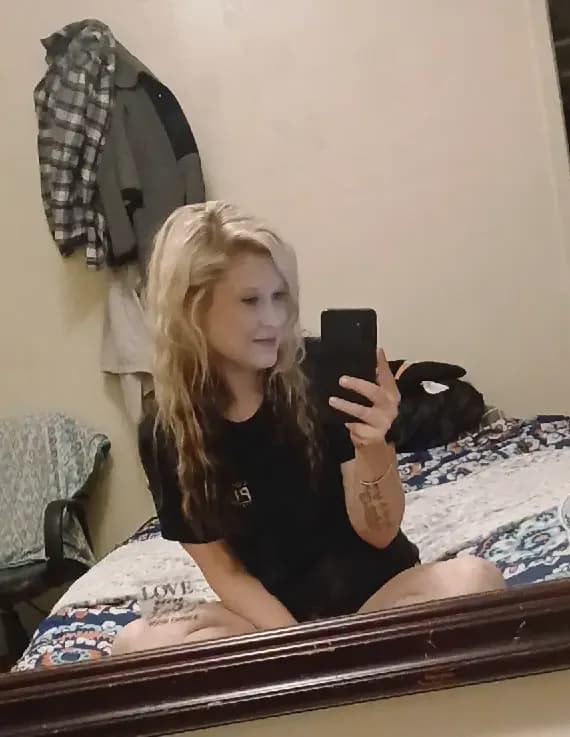 Hannah cox image