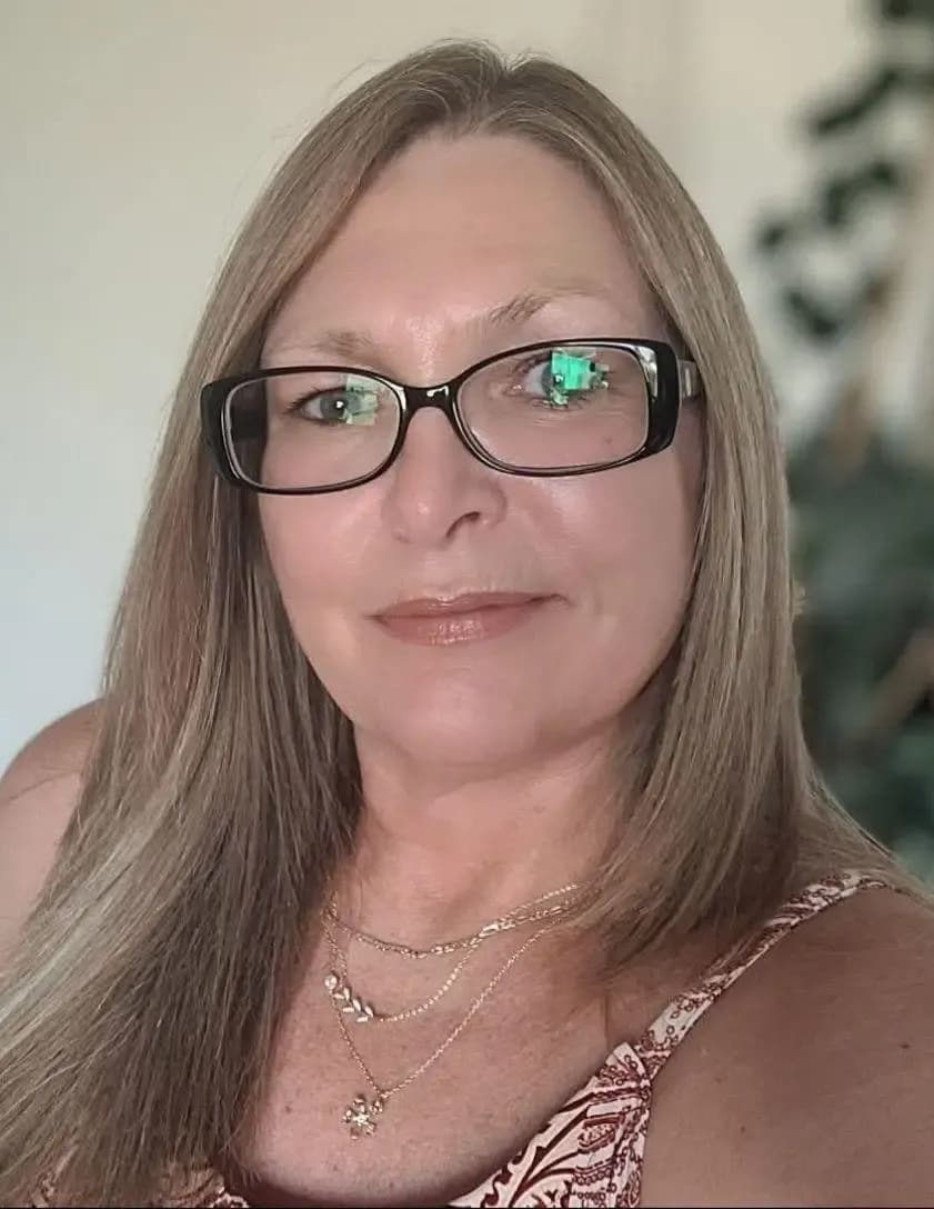 Lori Madden image