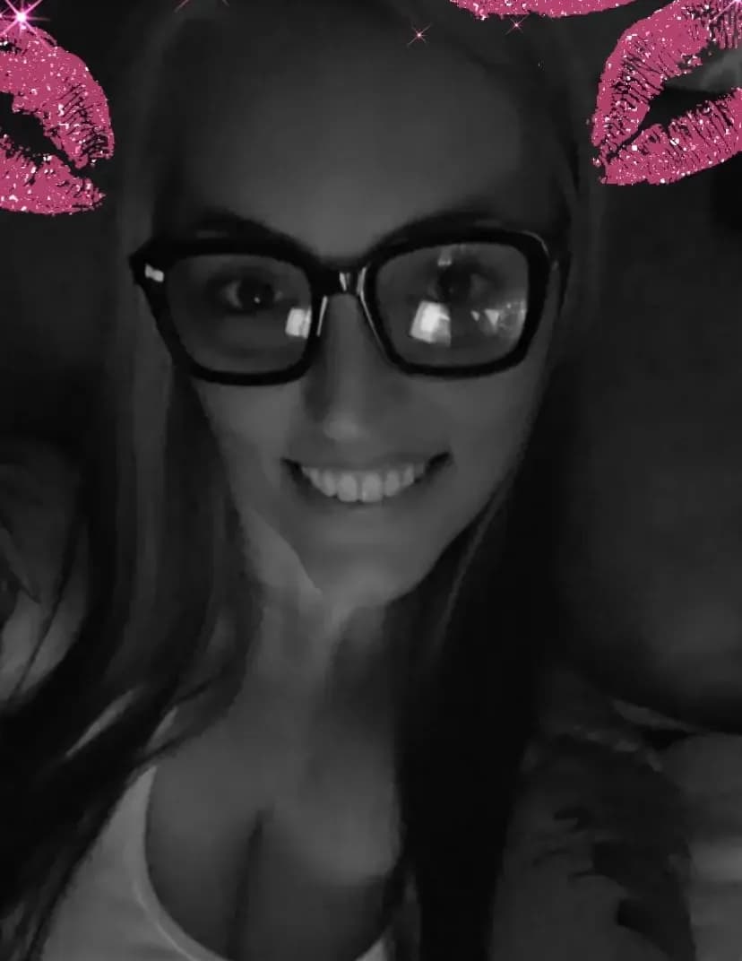 Angela image