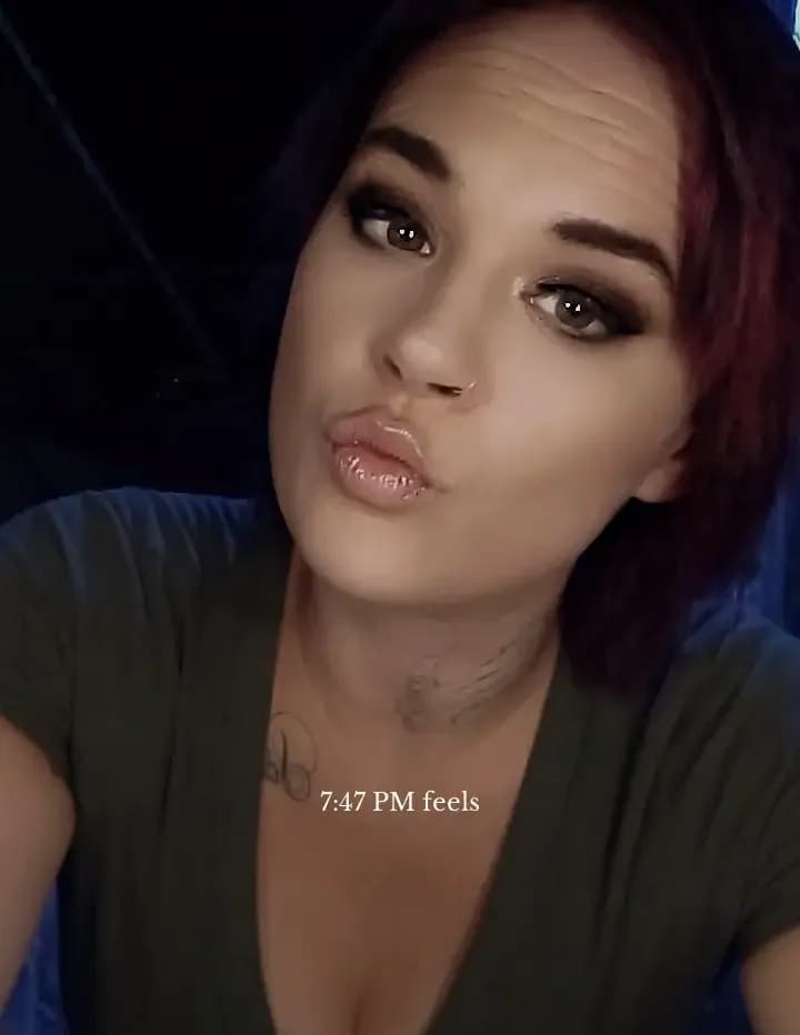 Nicki Lynn image
