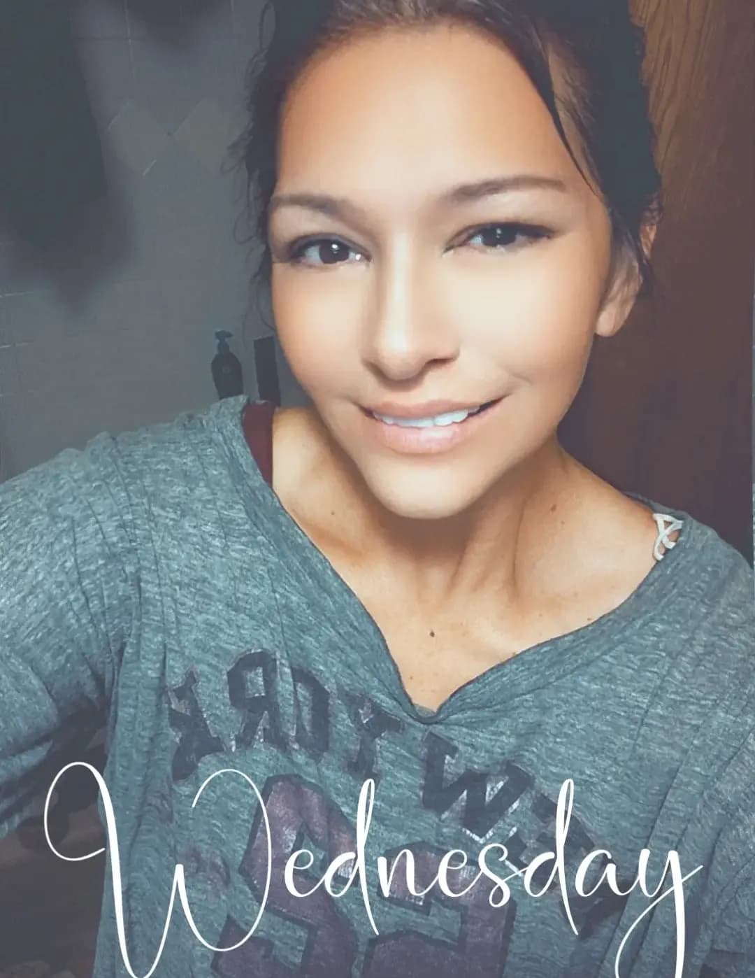 Nikki Nik image