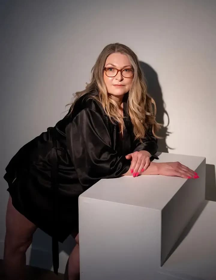 Lori Madden image