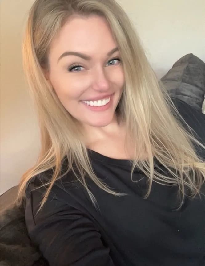 Courtney image