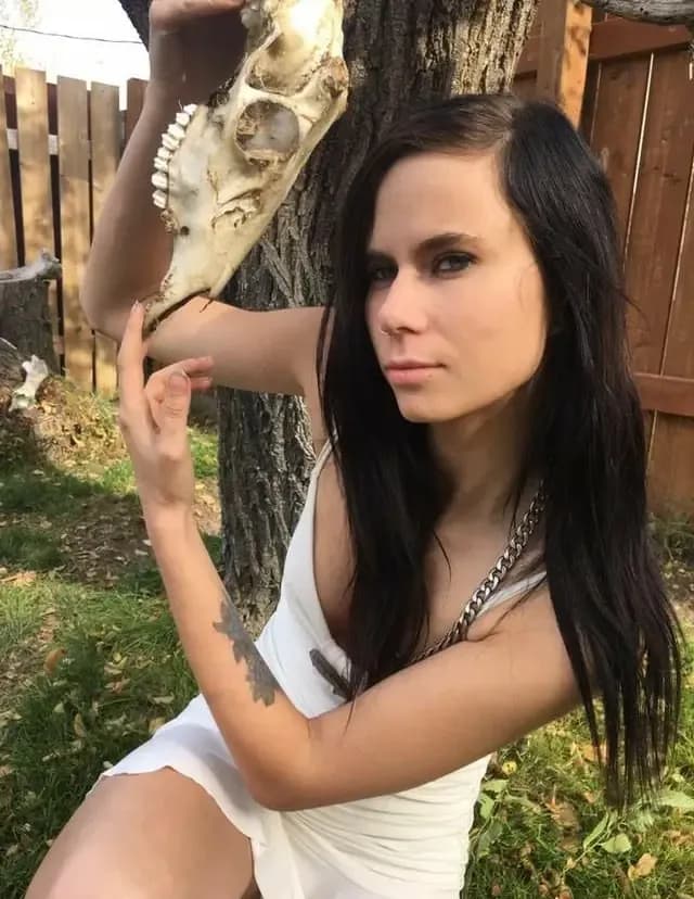 Tamara Treller image
