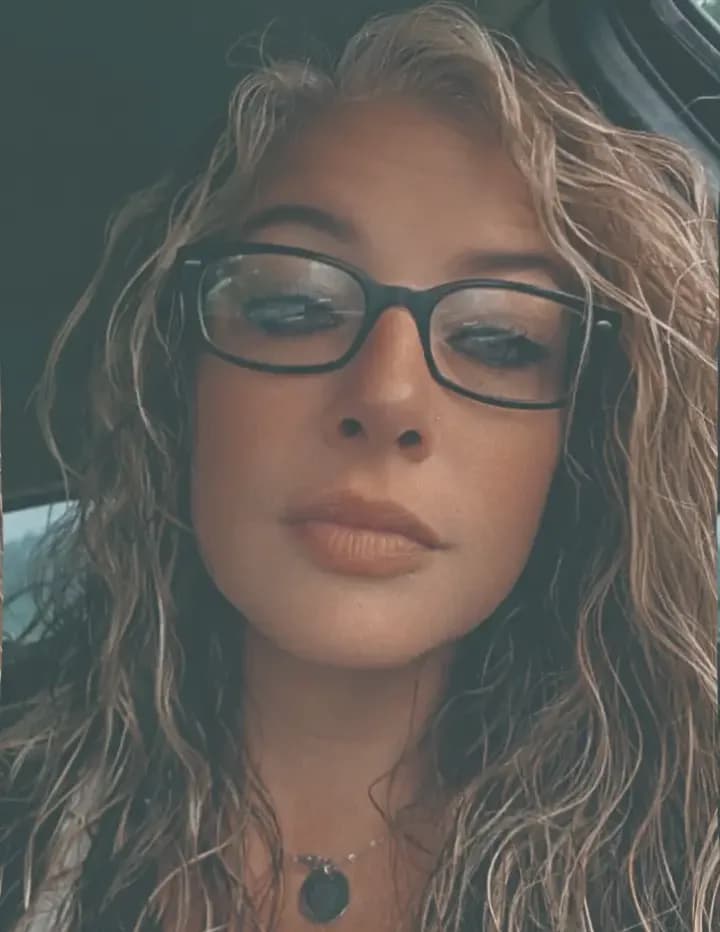 Bobbi image