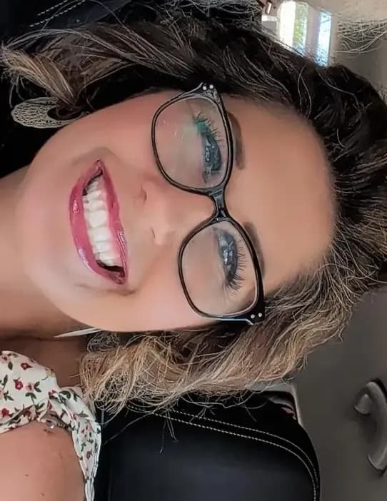 Amanda Rose image