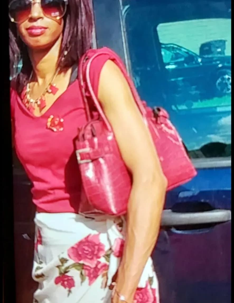 Alecia W image