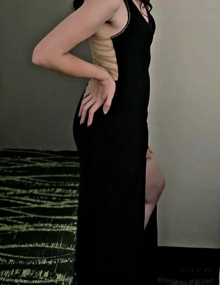 Alexis Thurm image