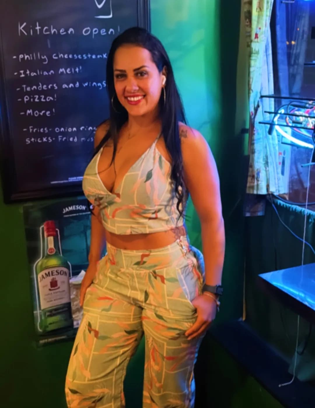 Dayane Mello image