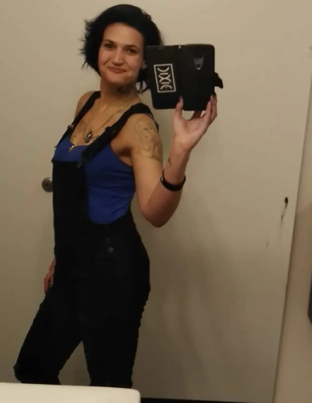 Dee Bby image