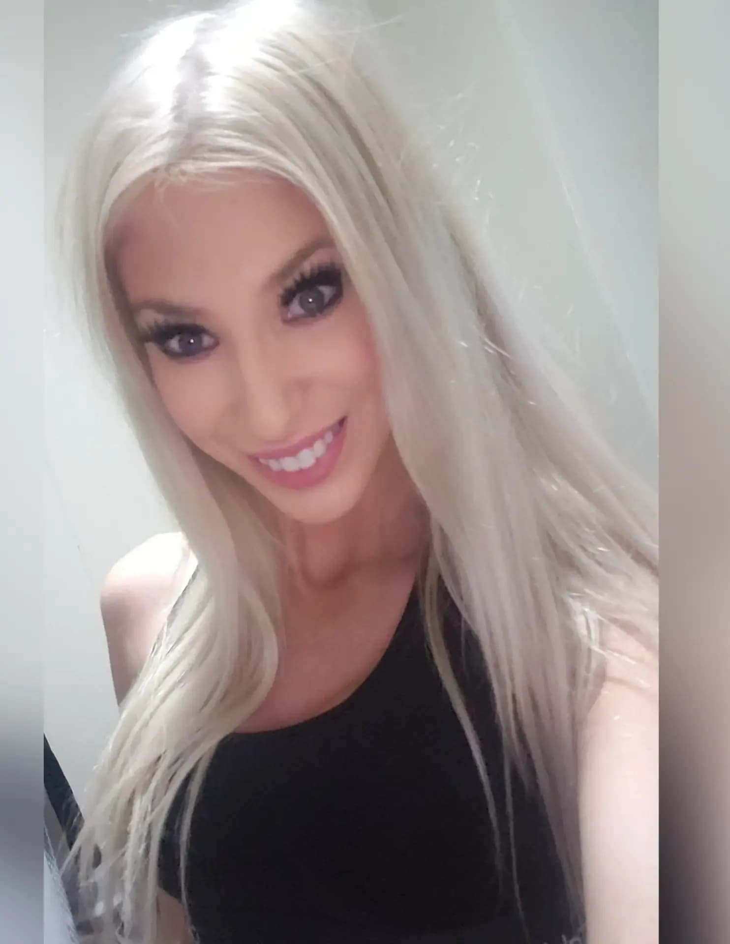 Stephy J image