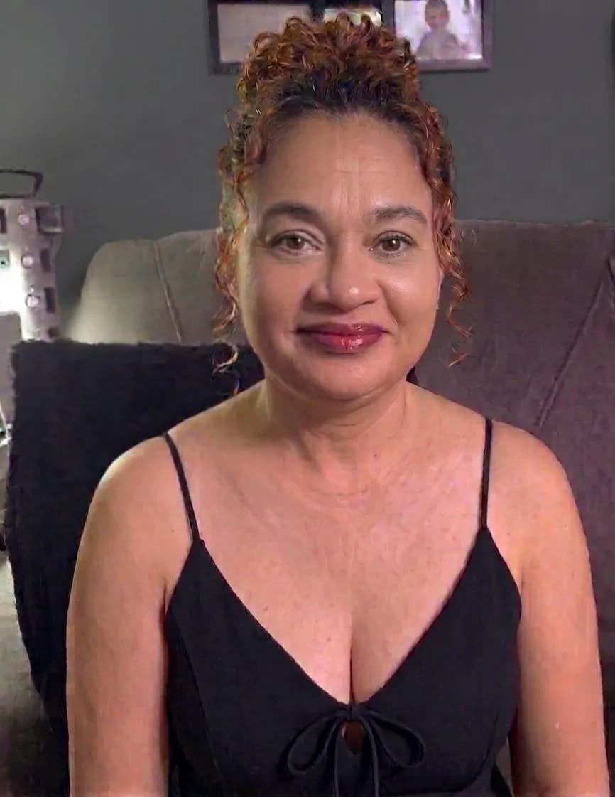 Elizabeth M🇪🇸🇵🇷🪬🧿 image