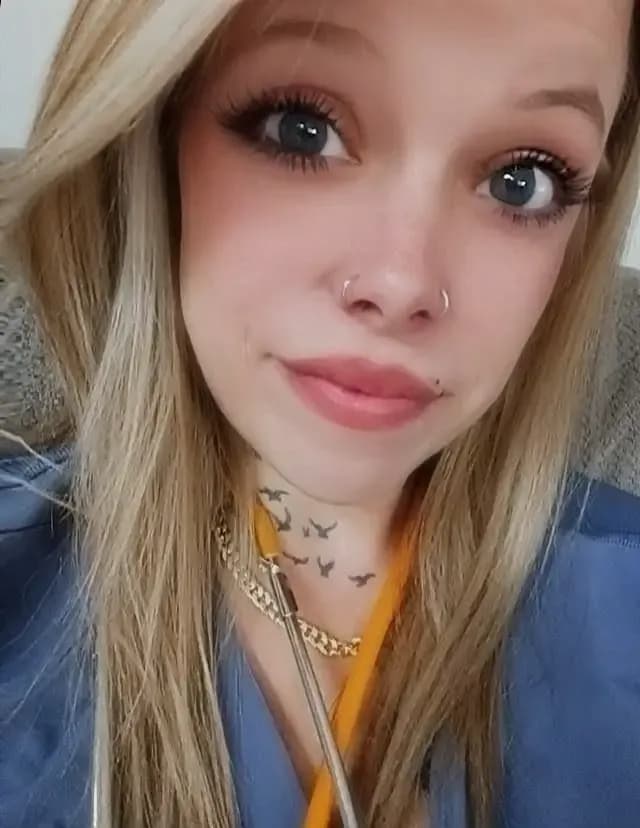 competitor ELLa9