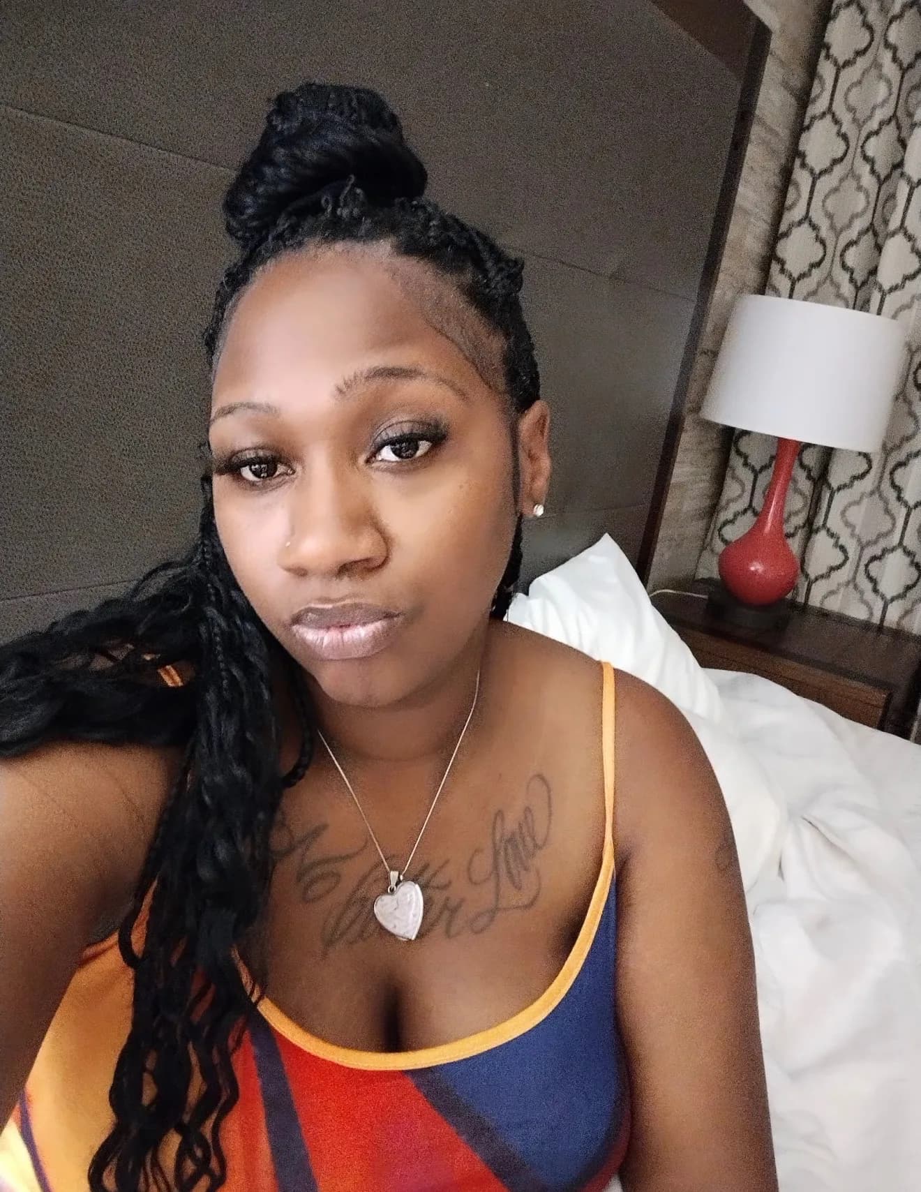 Quiana image