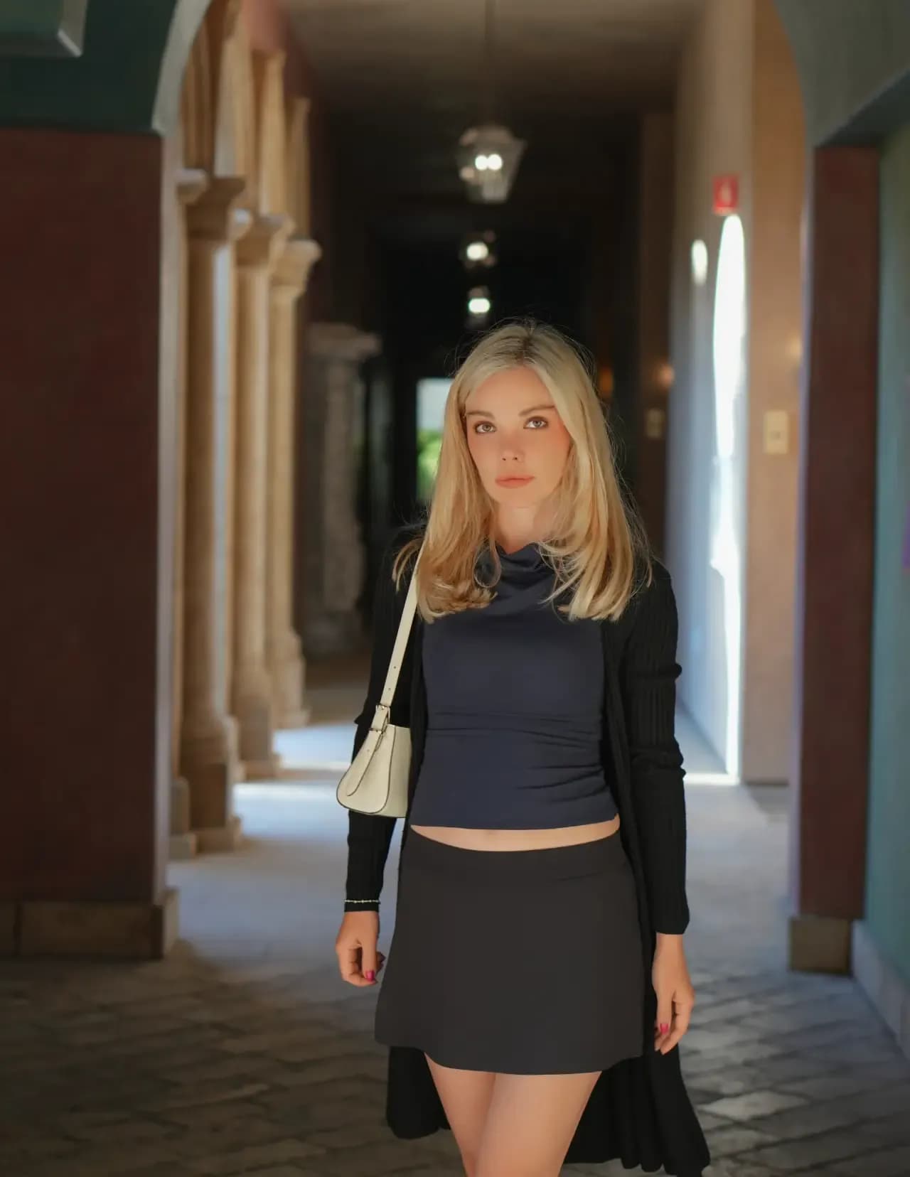 Elsa Eva image