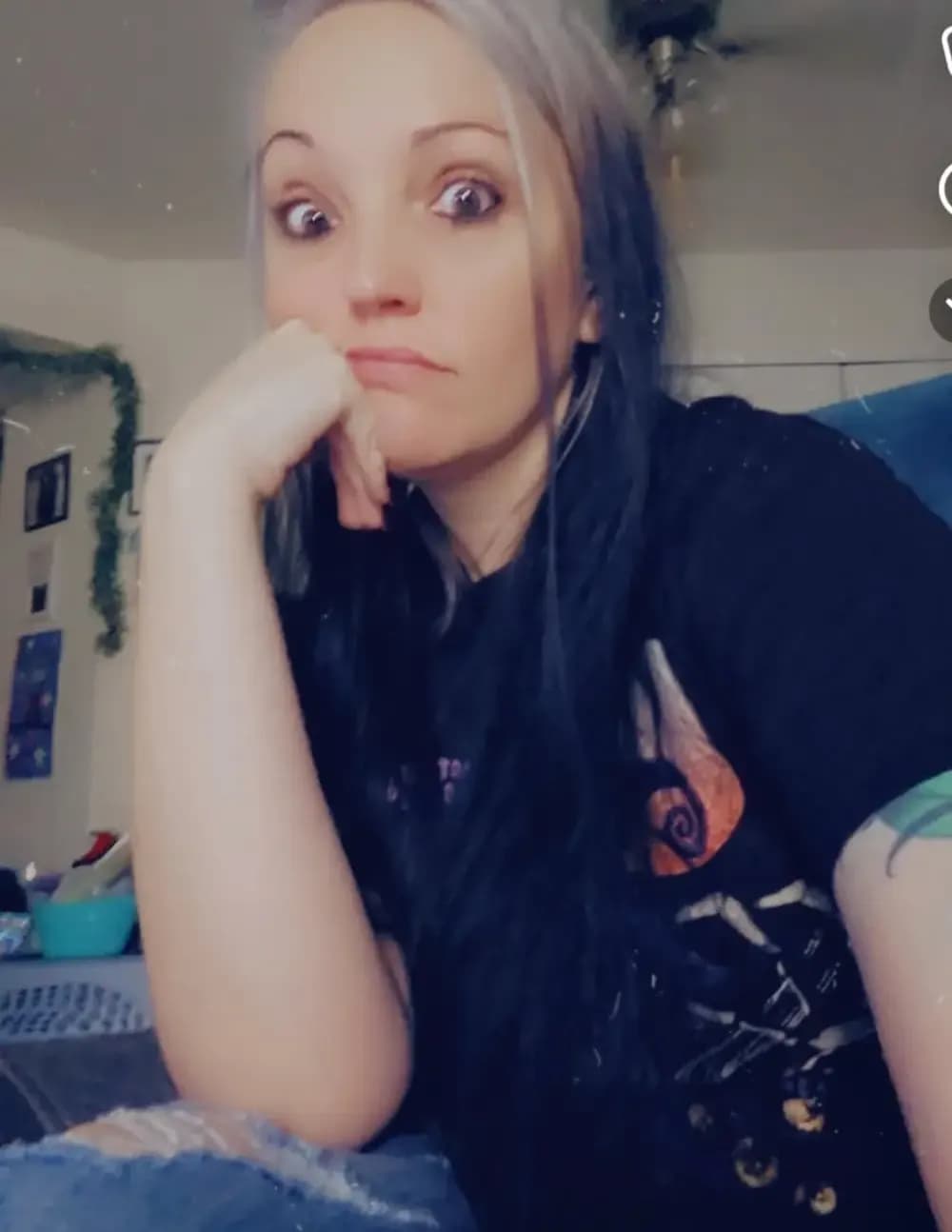 Angela image