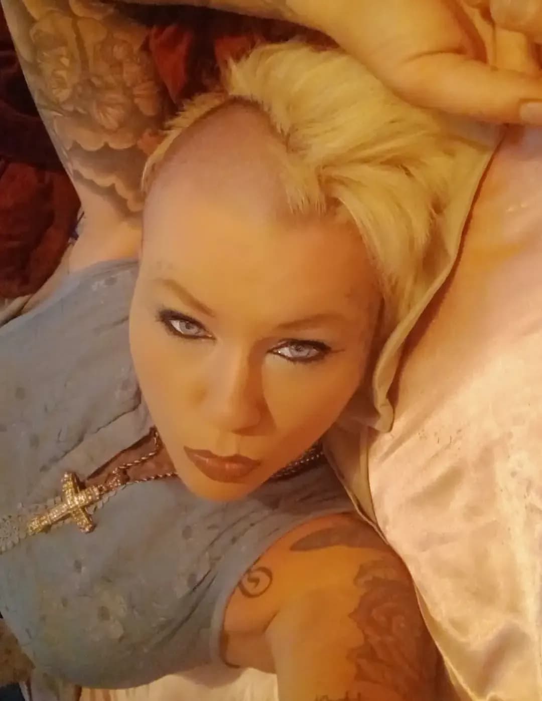 Naomi Michelle image